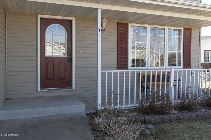 622 South Pointe Ln SW, Rochester, MN 55902