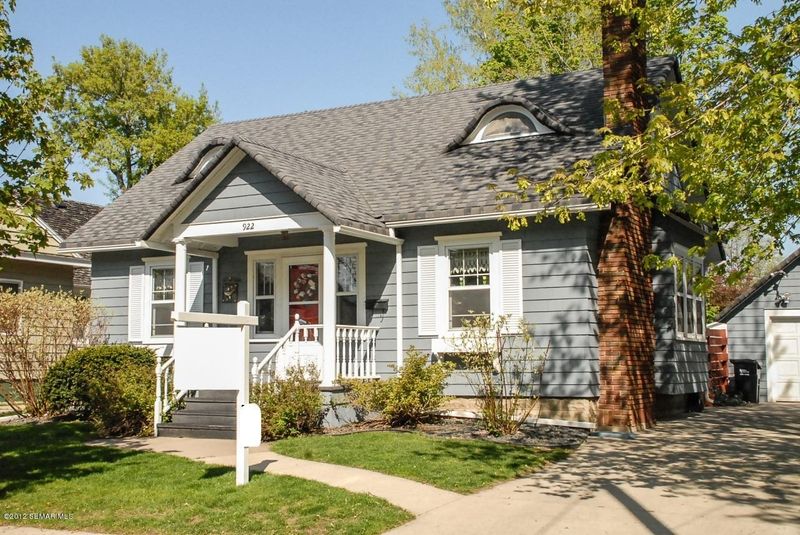 922 7th Ave SE, Rochester, MN 55904
