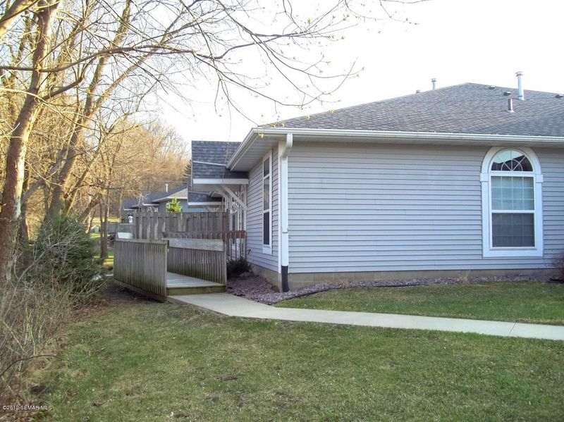 1934 Tiffany Cove Ln, Rochester, MN 55902