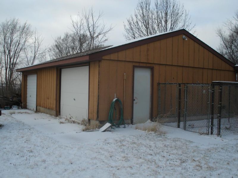 25397 N 218 Hw, Austin, MN 55912