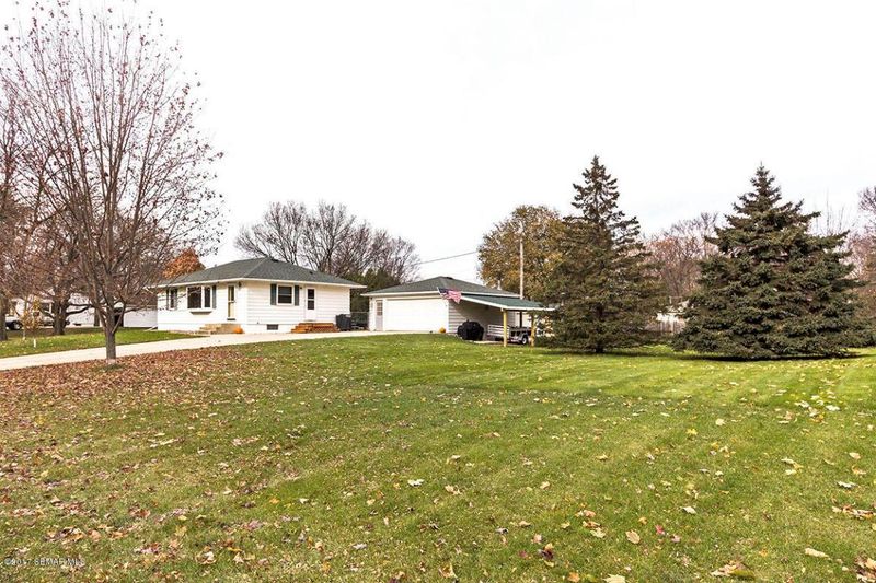 1311 27th St SE, Rochester, MN 55904