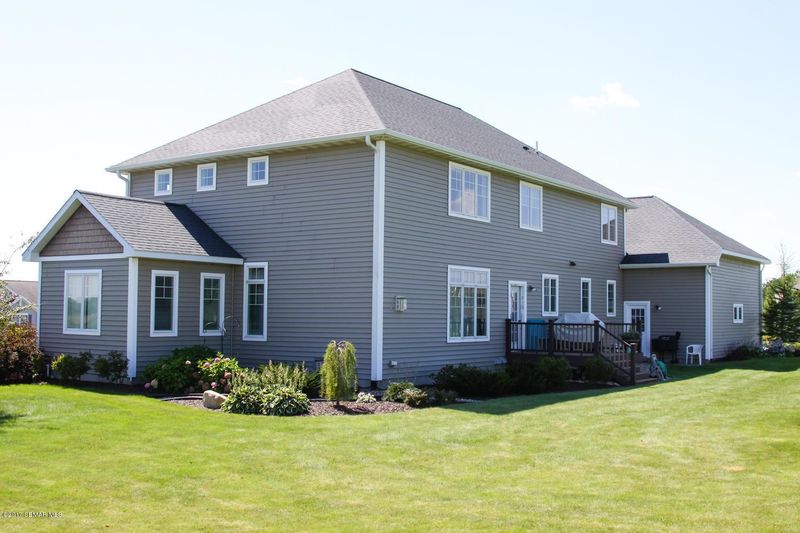36565 149th St, Waseca, MN 56093