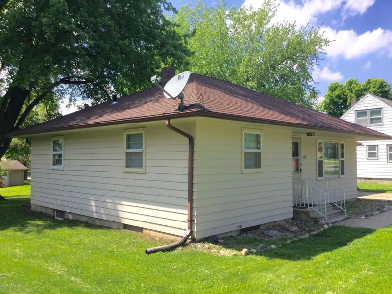 204 N 7th St, Kiester, MN 56051