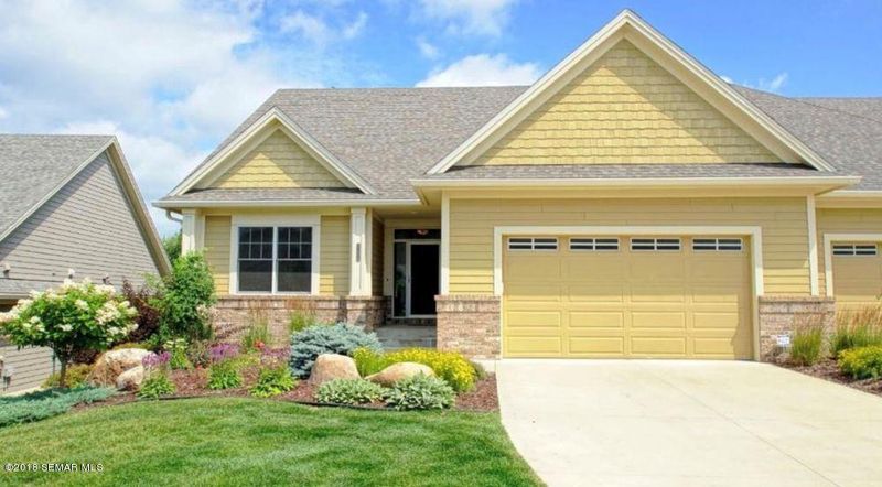 3733 Berkshire Rd SW, Rochester, MN 55902