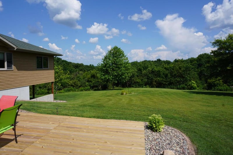 19736 County Rd 14, Kellogg, MN 55945