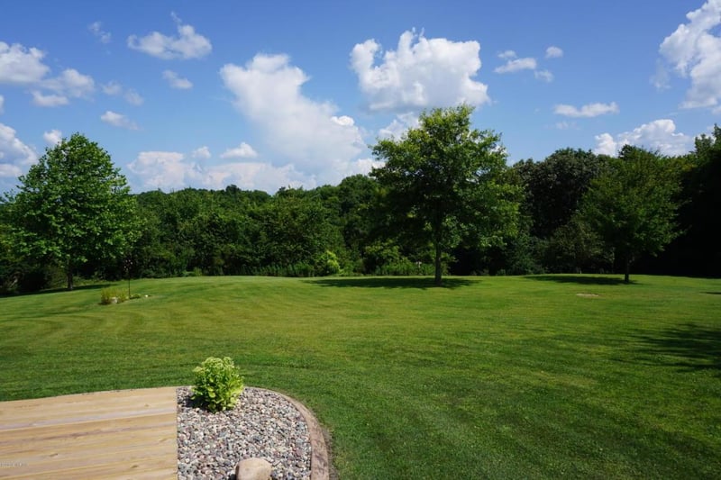 19736 County Rd 14, Kellogg, MN 55945