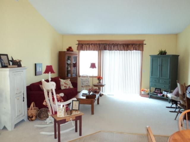 4221 Red Hawk Dr SE, Rochester, MN 55904