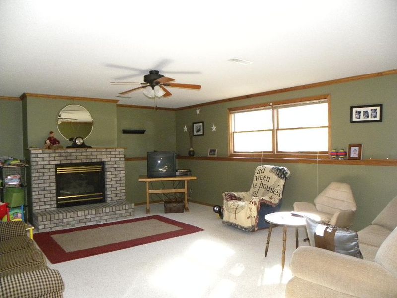 8790 9th St E, Winona, MN 55987