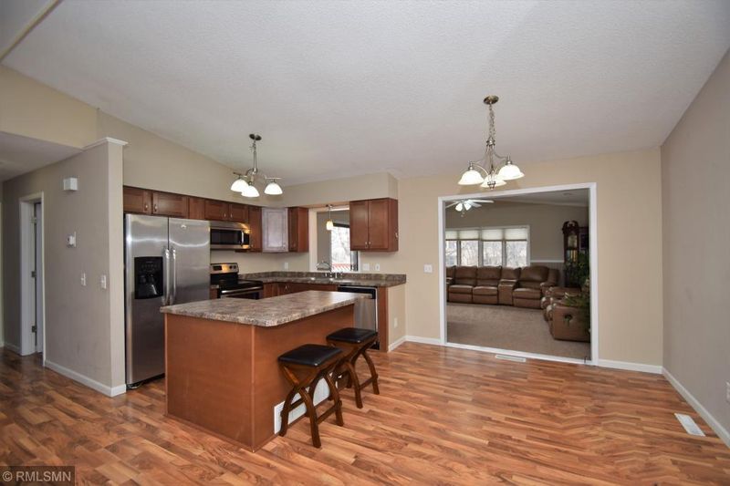 2808 84th Ave N, Brooklyn Park, MN 55444