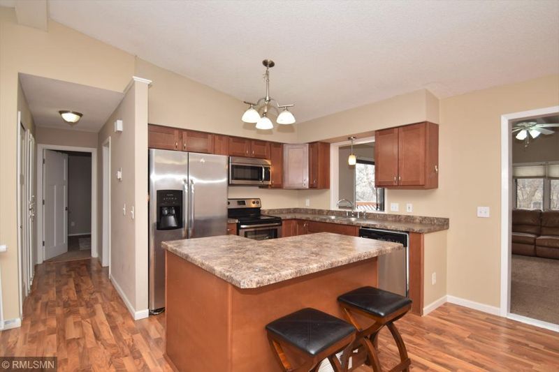 2808 84th Ave N, Brooklyn Park, MN 55444