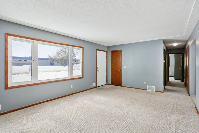 2106 69th Ave N, Brooklyn Center, MN 55430