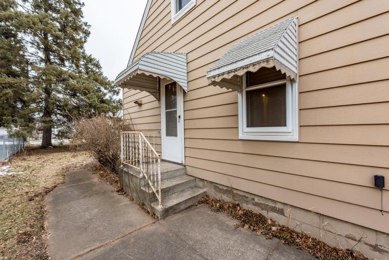 1639 Nevada Ave E, Saint Paul, MN 55106