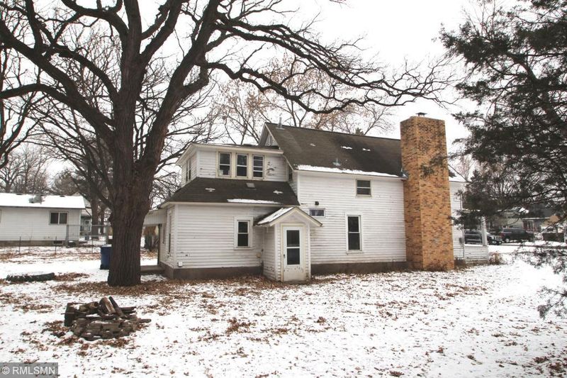 512 3rd St NE, Saint Cloud, MN 56304
