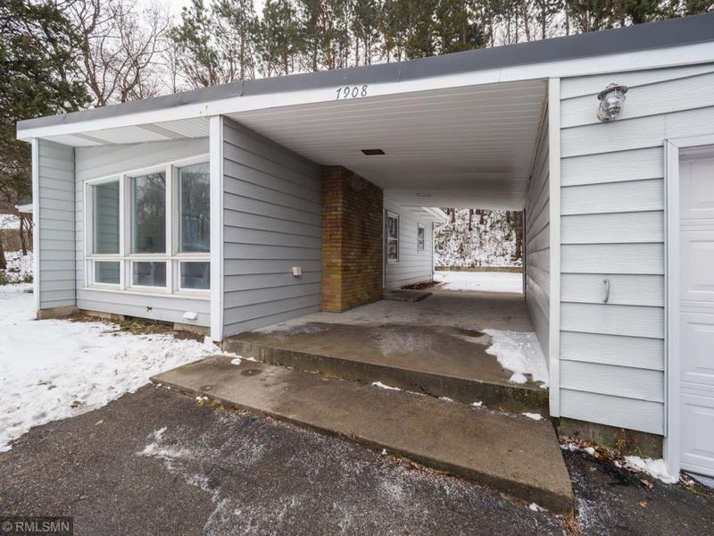 7908 Lea Rd, Bloomington, MN 55438