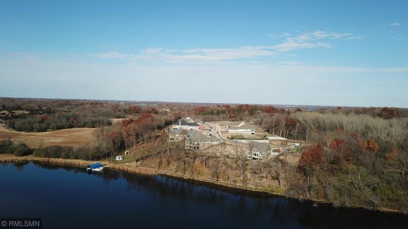 6676 Waterford Ln, Excelsior, MN 55331