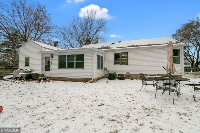 117 Sherburne St S, Stillwater, MN 55082