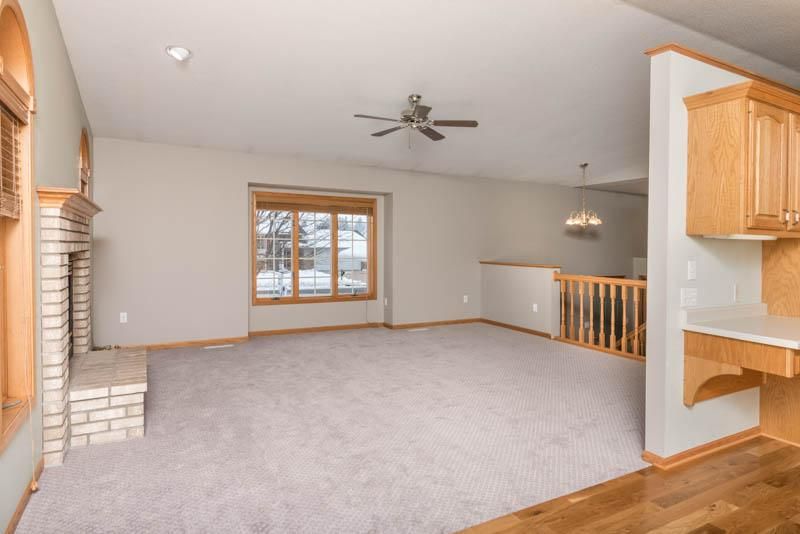 325 Meadow View Dr, Saint Charles, MN 55972
