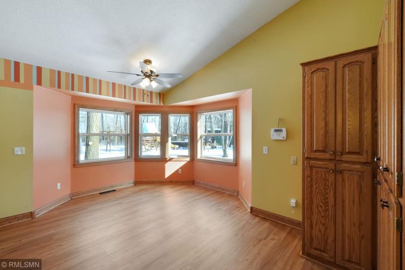 5614 220th St, Milaca, MN 56353