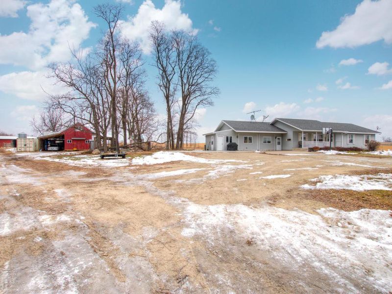 35544 High Prairie Trl, Dennison, MN 55018