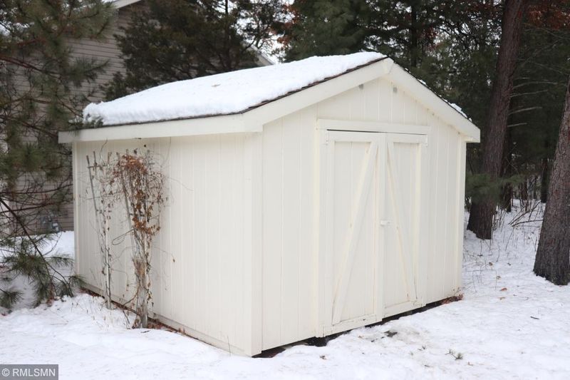 13980 Grand Oaks Dr, Baxter, MN 56425