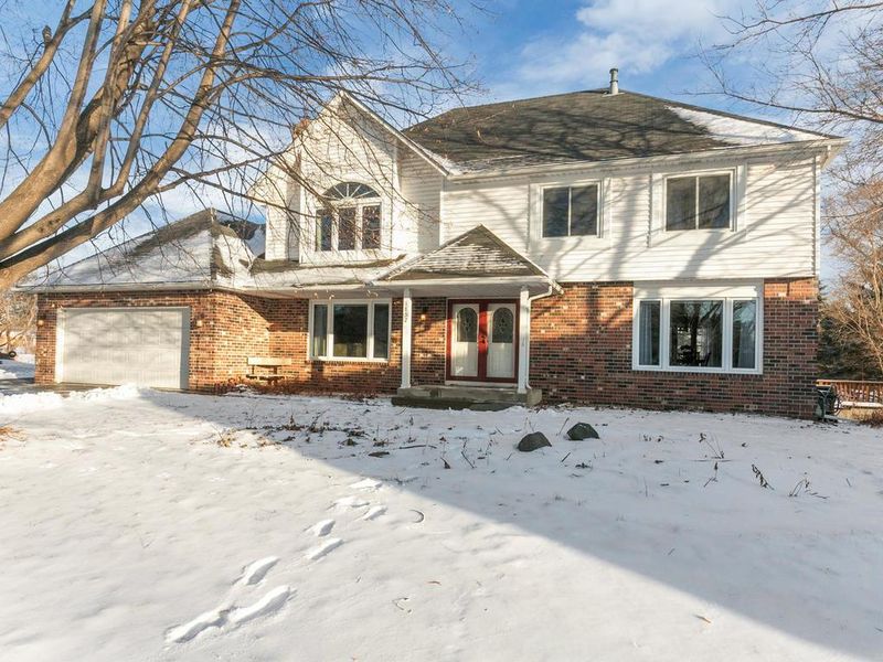 1852 Narvik Ct, Eagan, MN 55122