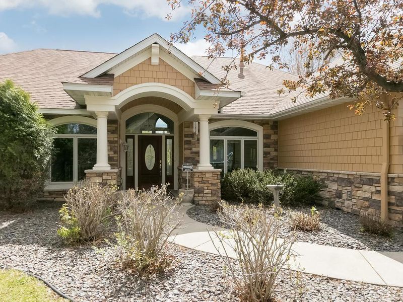 6905 Howard Ln, Eden Prairie, MN 55346