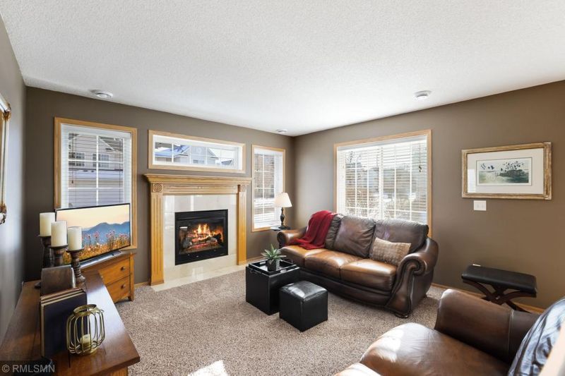 8404 Yukon Cir N, Champlin, MN 55316