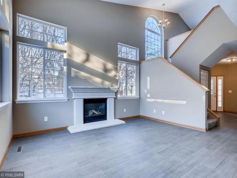 2222 White Water Way #2606, Eagan, MN 55122