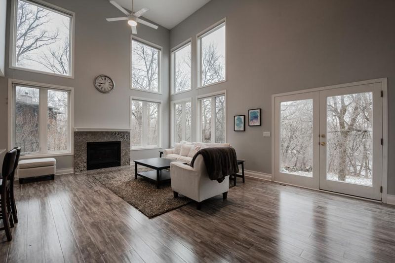 3717 Blackhawk Rd, Eagan, MN 55122