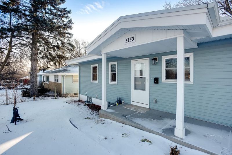 3133 Winnetka Ave N, Crystal, MN 55427
