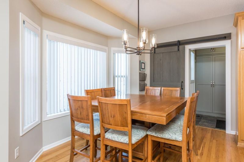 11975 N Meadow Curve, Lindstrom, MN 55045