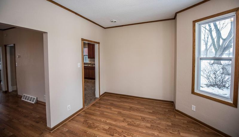 406 Oak Ave SE, Montgomery, MN 56069