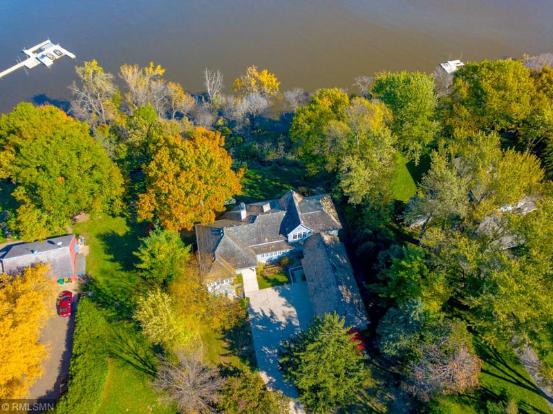 30343 Lakeview Ave, Red Wing, MN 55066