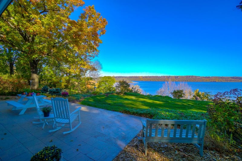 30343 Lakeview Ave, Red Wing, MN 55066