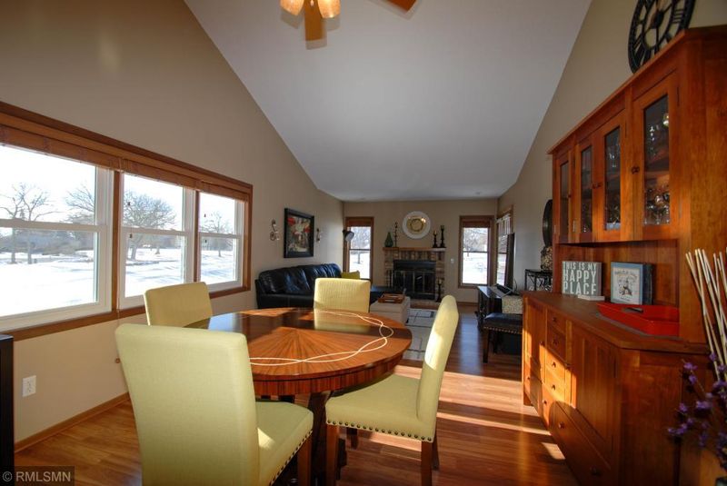 14343 Bedford Dr, Eden Prairie, MN 55346