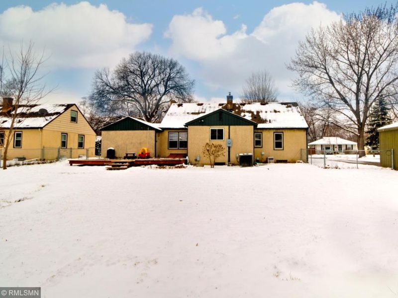 7127 Clinton Ave S, Richfield, MN 55423