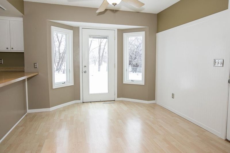 8240 Queen Ave N, Brooklyn Park, MN 55444