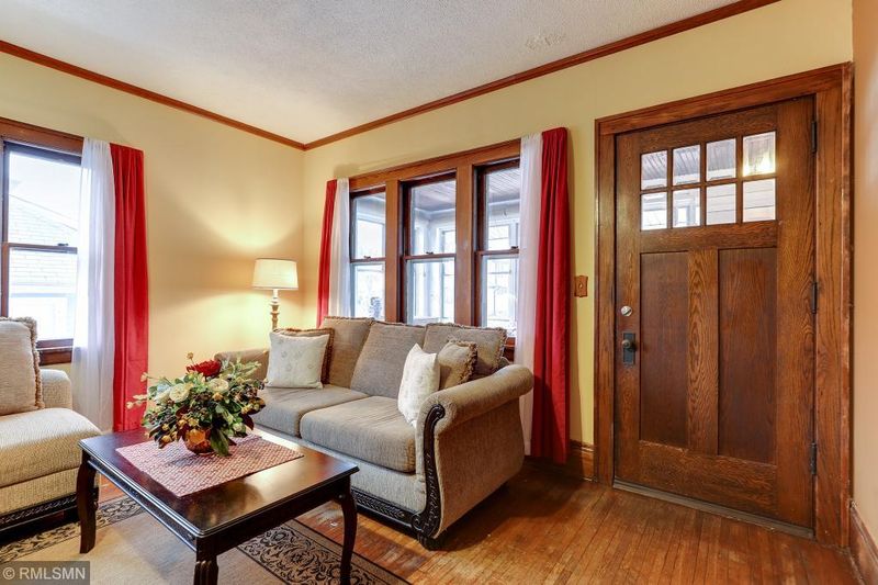 1295 Niles Ave, Saint Paul, MN 55116