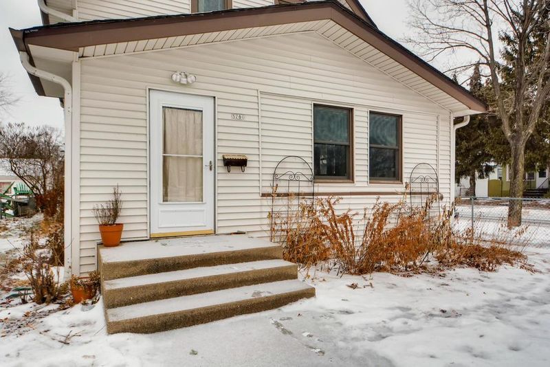 3700 22nd Ave S, Minneapolis, MN 55407