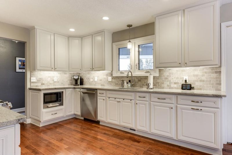 2511 Orchard Ln, Excelsior, MN 55331