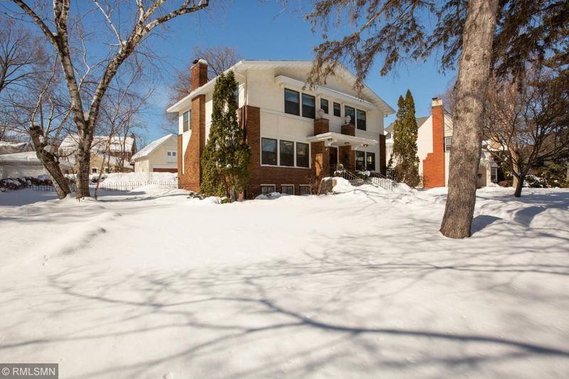 301 W Minnehaha Pw, Minneapolis, MN 55419