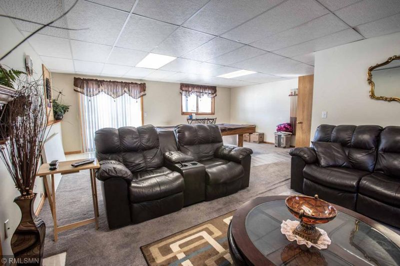 508 Maren Cir SW, Saint Michael, MN 55376