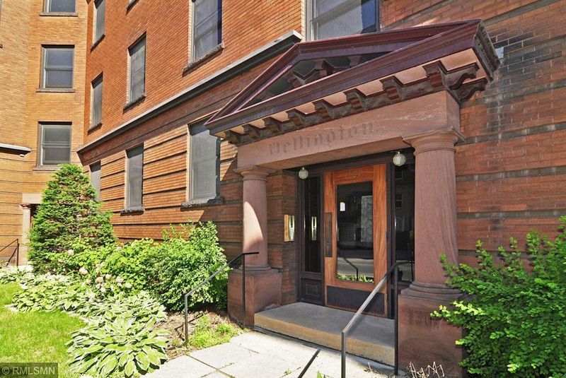 1311 Yale Pl #22, Minneapolis, MN 55403