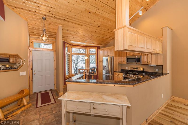 34778 E Shore Ln #17, Crosslake, MN 56442