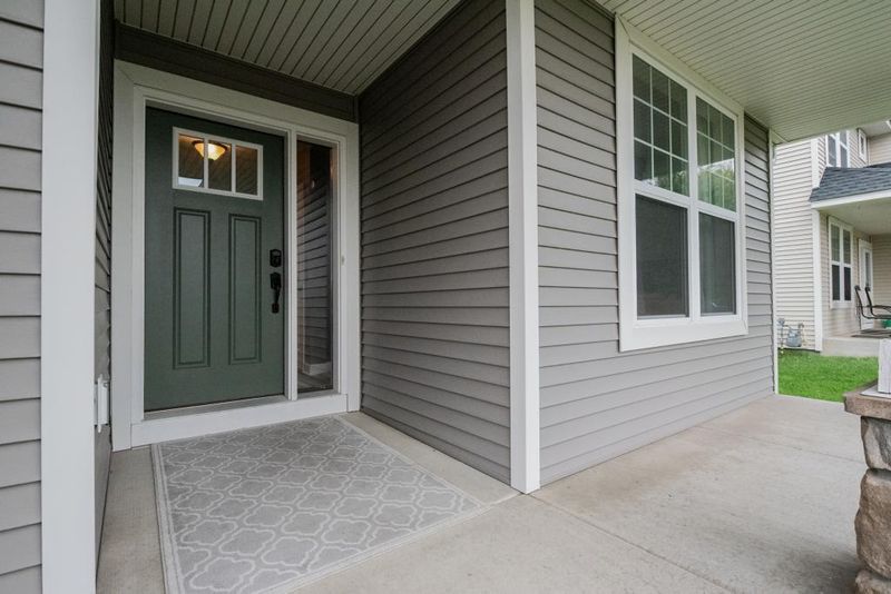 14388 Alma Ave, Rosemount, MN 55068