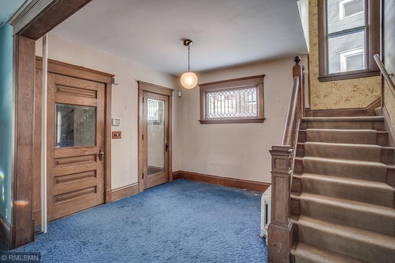 33 Arthur Ave SE, Minneapolis, MN 55414