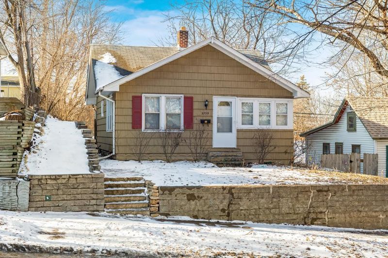 3739 N 6th St, Minneapolis, MN 55412