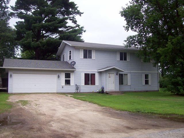 115 NE Second St, Cohasset, MN 55721