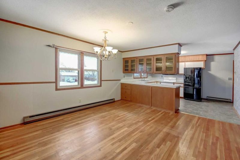100 Heights Rd NE, Saint Michael, MN 55376