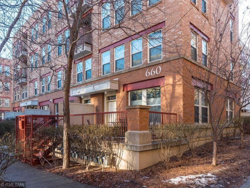 660 N 2nd St #128, Minneapolis, MN 55401
